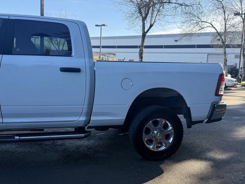 Used 2024 RAM 2500 Big Horn image 8