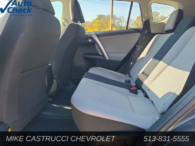 Used 2017 Toyota RAV4 XLE w/ Carpet Mat Package FWD image 26