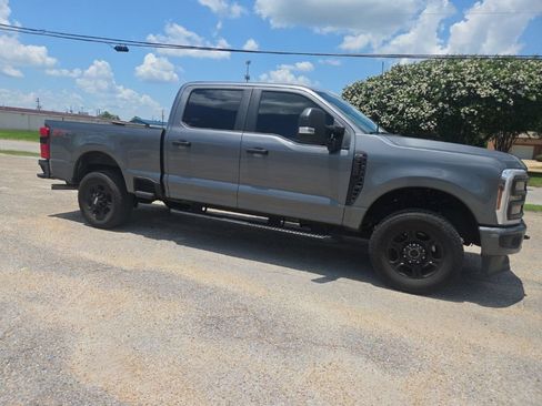 Used 2024 Ford F250 XL w/ STX Appearance Package AWD/4WD image 12