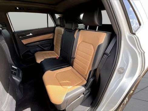 Used 2020 Volkswagen Atlas Cross Sport SEL Premium w/ Cross Sport MDO Package AWD/4WD image 21