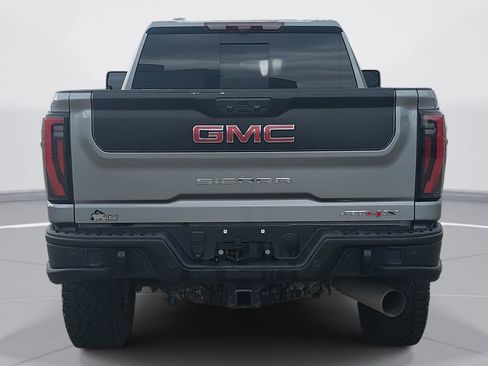 Used 2024 GMC Sierra 2500 AT4X w/ AT4X AEV Edition image 6