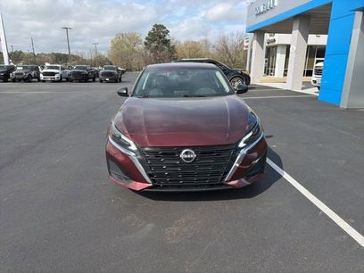 Used 2024 Nissan Altima 2.5 SV