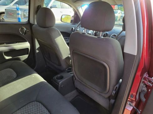 Used 2008 Chevrolet HHR LT image 20