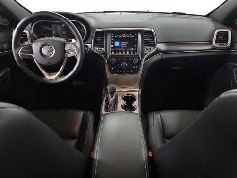 Used 2017 Jeep Grand Cherokee Limited AWD/4WD image 12