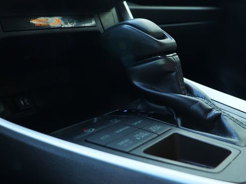 Used 2019 Toyota RAV4 XLE image 49