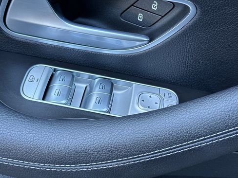 Certified 2024 Mercedes-Benz GLE 450e 4MATIC image 12