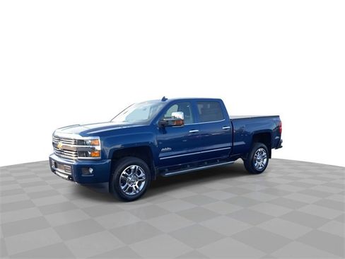 Certified 2016 Chevrolet Silverado 2500 High Country w/ Duramax Plus Package image 4