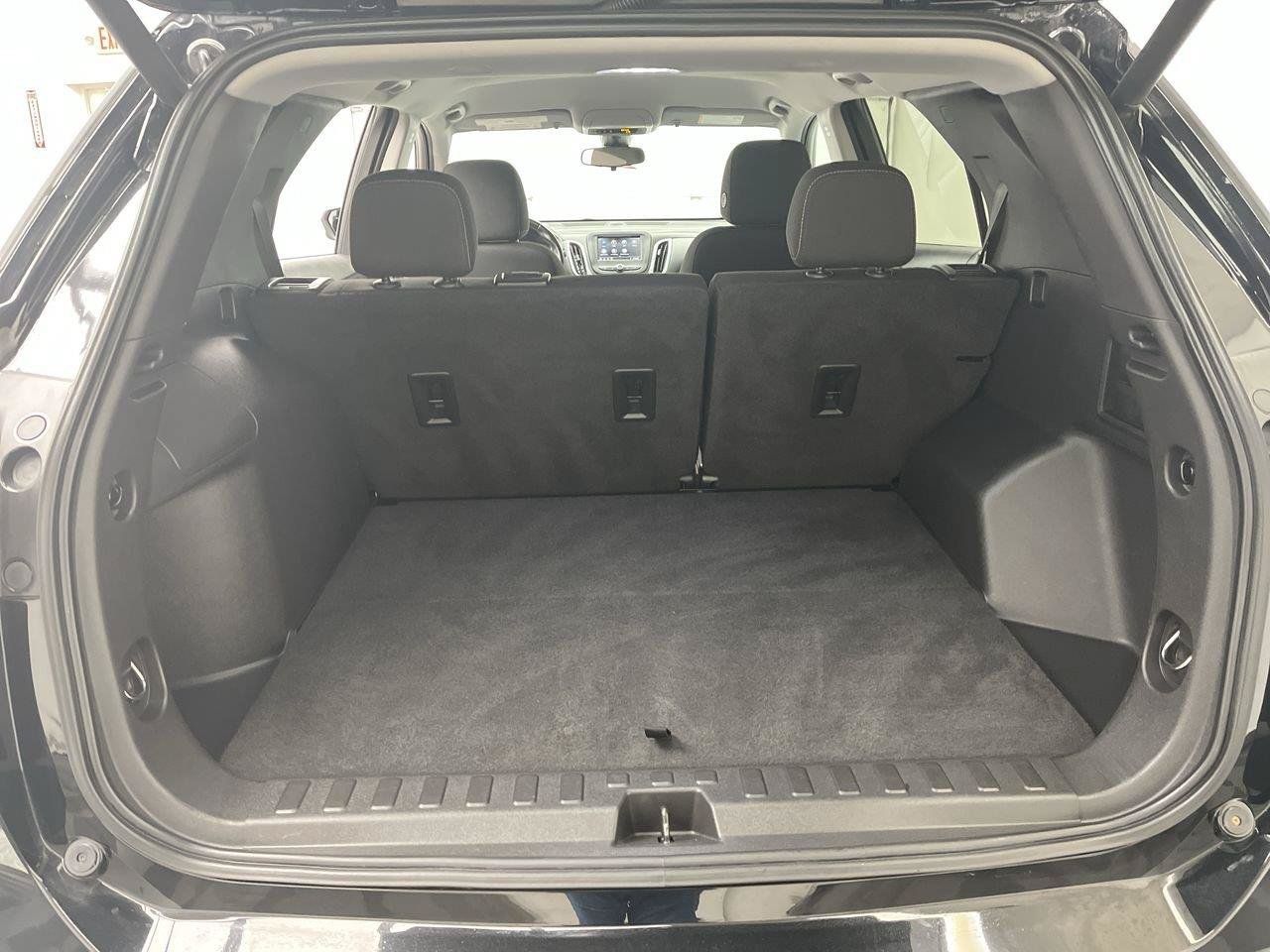 Used 2021 Chevrolet Equinox LT AWD/4WD image 27
