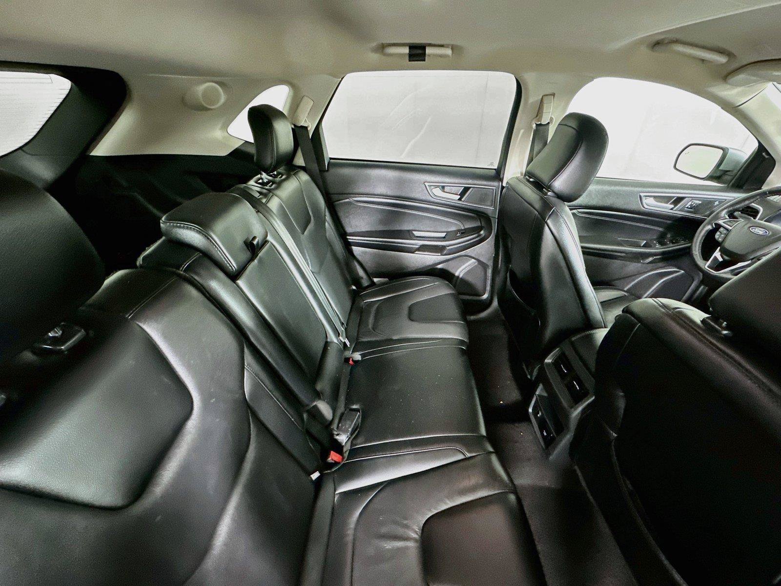 Used 2022 Ford Edge Titanium AWD/4WD image 26
