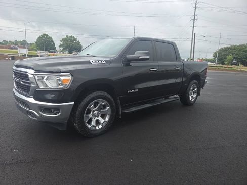 Used 2020 RAM 1500 Big Horn AWD/4WD image 4