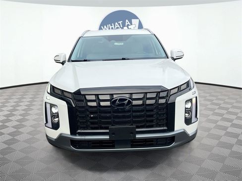 Used 2024 Hyundai Palisade SEL image 2