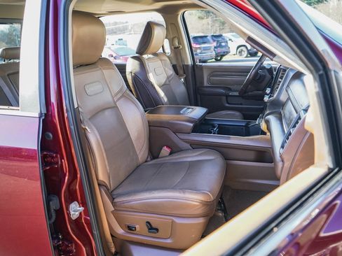 Used 2019 RAM 3500 Limited image 11