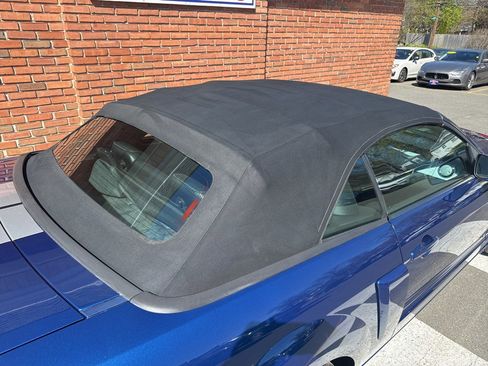 Used 2008 Ford Mustang GT RWD image 12