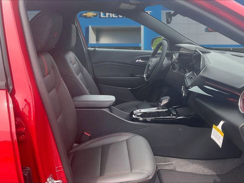 New 2026 Chevrolet Trax RS w/ Driver Confidence Package FWD image 11