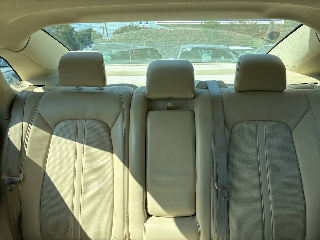 Used 2013 Lincoln MKZ FWD image 16