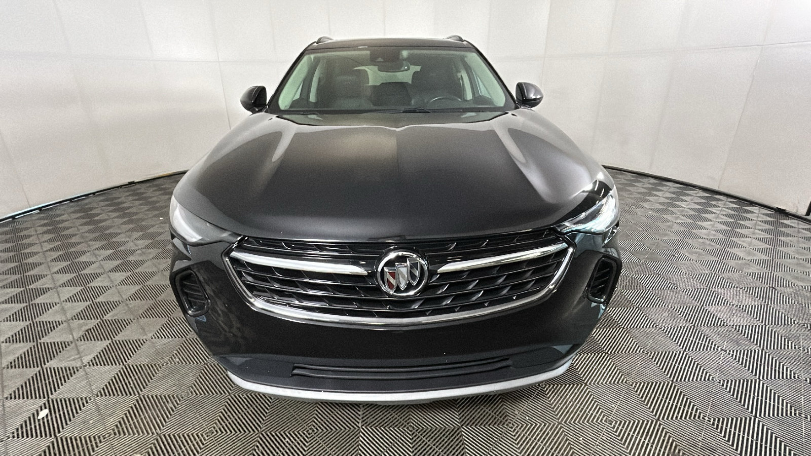 Used 2023 Buick Envision Essence w/ Sport Touring Package FWD image 9