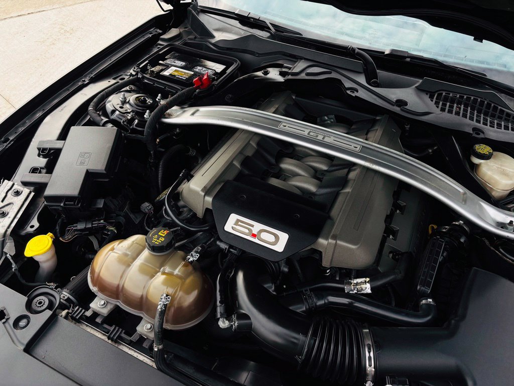 Used 2017 Ford Mustang GT Premium RWD image 22