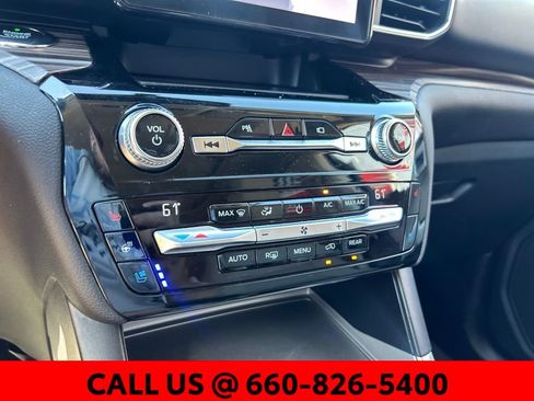 Used 2021 Ford Explorer Limited w/ Hybrid Equipment Group 310A AWD/4WD image 20