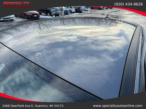 Used 2022 Ford Escape SE w/ Cold Weather Package image 10