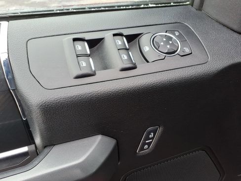 Used 2018 Ford F150 XLT w/ Equipment Group 302A Luxury image 12