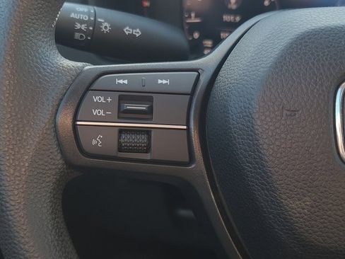 Certified 2023 Honda Accord EX image 30