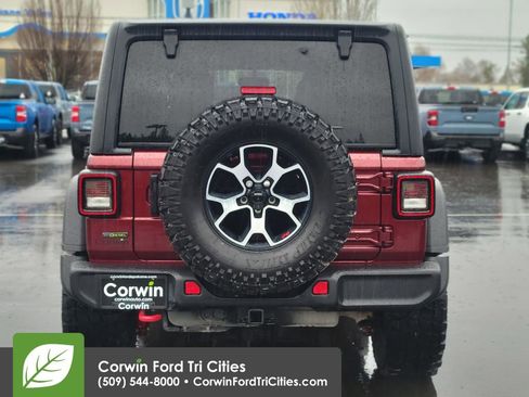 Used 2021 Jeep Wrangler Unlimited Rubicon AWD/4WD image 15