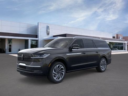 New 2026 Lincoln Navigator L Reserve AWD/4WD image 1