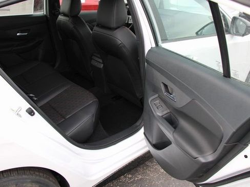 New 2026 Nissan Sentra SR w/ SR Premium Package image 30