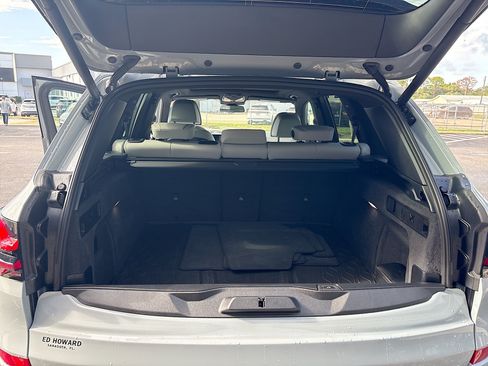 Used 2026 BMW X5 xDrive40i w/ M Sport Package AWD/4WD image 14