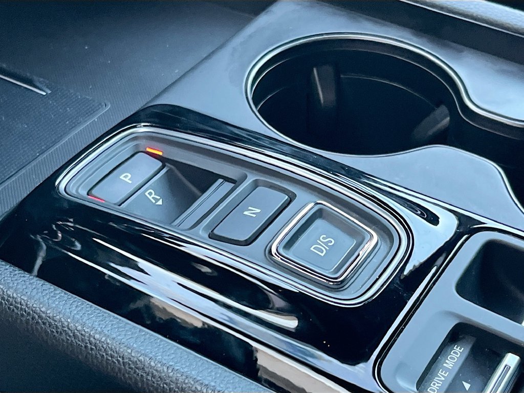 Used 2025 Honda Pilot TrailSport image 16