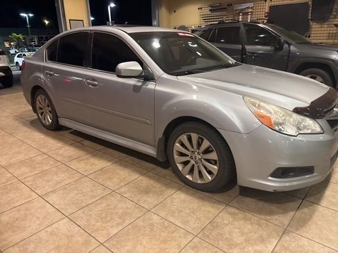Used 2012 Subaru Legacy 3.6R Limited image 7