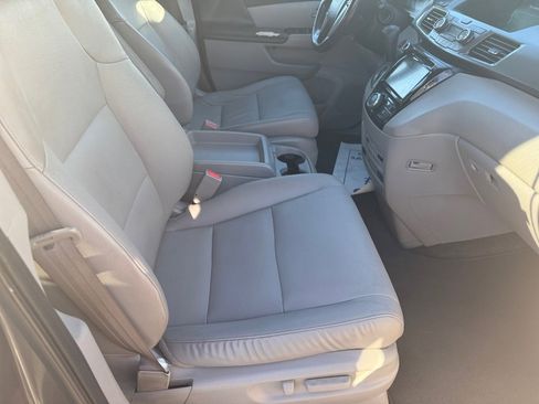 Used 2016 Honda Odyssey EX-L image 32