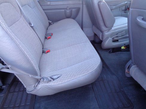 Used 2016 GMC Savana 3500 LT w/ LT Preferred Equipment Group image 49