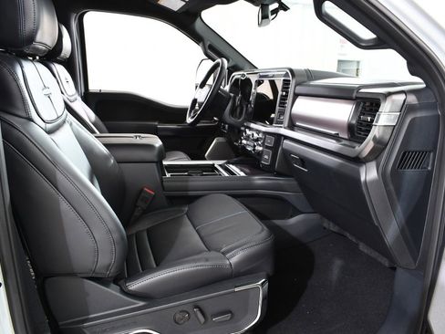 New 2026 Ford F250 Platinum image 10
