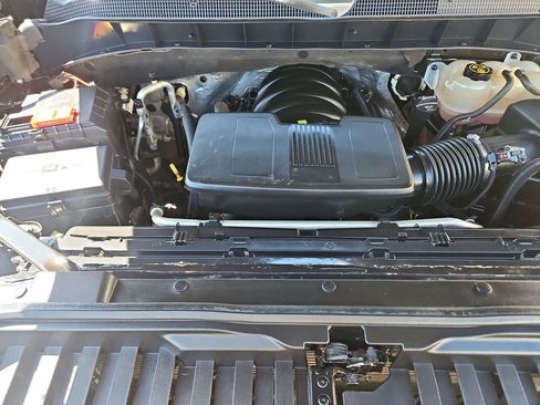 Used 2019 Chevrolet Silverado 1500 RST w/ True North Edition AWD/4WD image 17