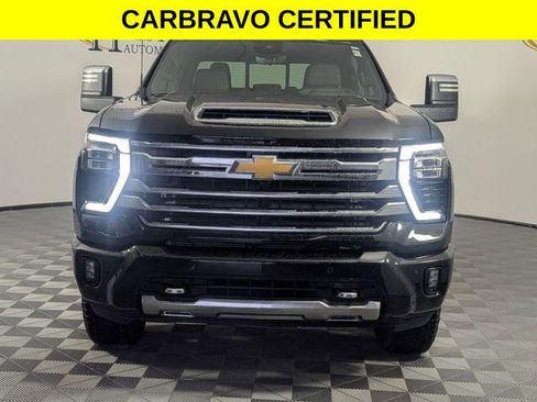 Certified 2025 Chevrolet Silverado 2500 High Country w/ Technology Package AWD/4WD image 3