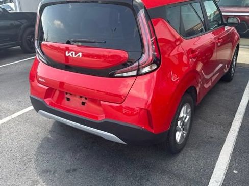 Certified 2024 Kia Soul LX w/ Option Group 015 FWD image 4