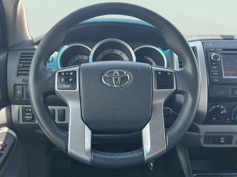 Used 2013 Toyota Tacoma PreRunner w/ SR5 Pkg RWD image 10
