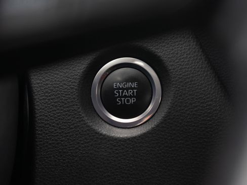 Used 2023 Toyota Corolla SE image 21