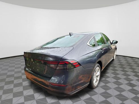 Used 2025 Honda Accord LX image 4