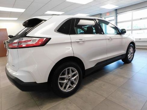 Certified 2024 Ford Edge SEL image 4