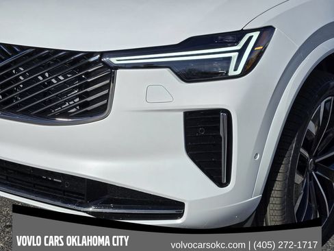 Used 2026 Volvo XC90 B6 Plus w/ Protection Package Premier AWD/4WD image 9