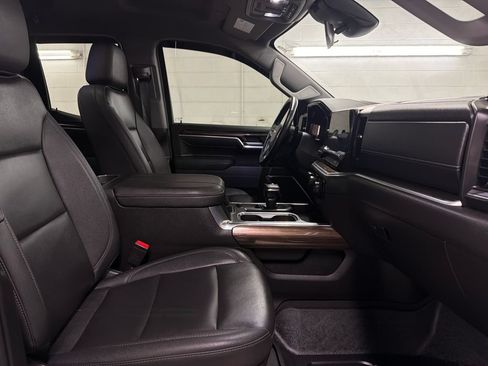 Used 2025 Chevrolet Silverado 1500 LT w/ All Star Edition Plus RWD image 30