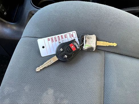 Used 2019 Nissan NV200 SV w/ Navigation Package image 15