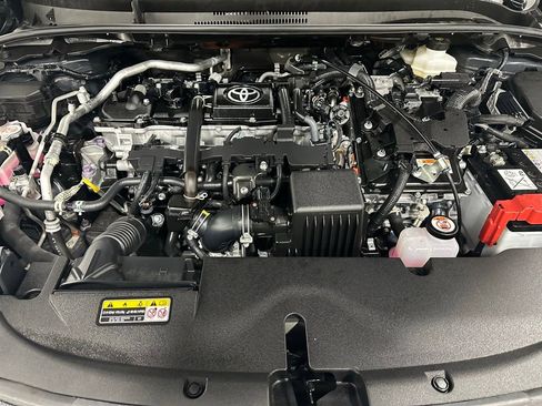 Used 2025 Toyota Corolla SE image 67