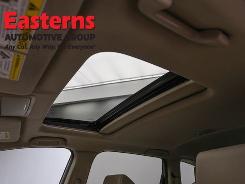 Used 2018 Honda CR-V Touring image 34