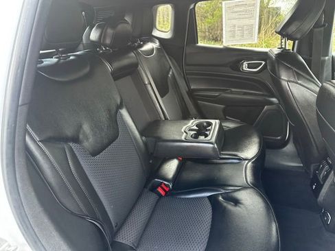 Used 2022 Jeep Compass Latitude w/ Convenience Group FWD image 22