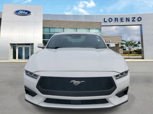 Used 2024 Ford Mustang Coupe image 2