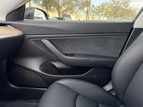 Used 2019 Tesla Model 3 Standard Range Plus image 27