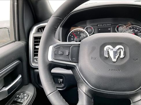 Used 2026 RAM 2500 Big Horn AWD/4WD image 6